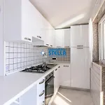 London Apartment